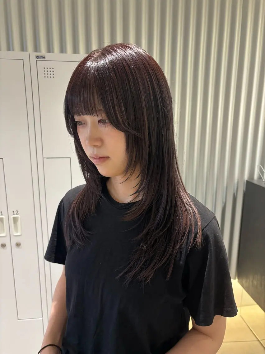 セミロング カラー ヘアアレンジ ブリーチ ブラウンカラー ラベンダーカラー ラベンダーブラウン カット ヘアカラー トリートメント ヘッドスパ 押切 響　のヘアスタイル