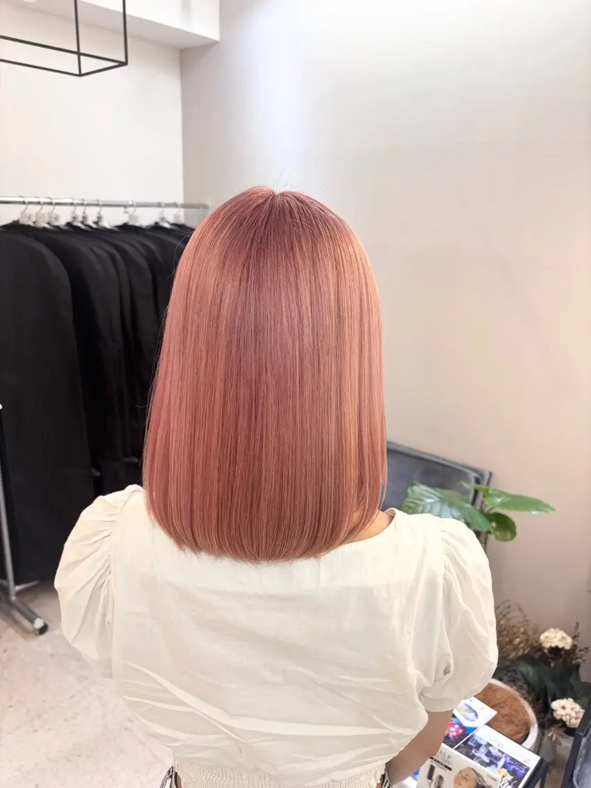 ミディアム カラー ブリーチ ケアブリーチ ピンクカラー The Ect Q'n🍑MOMOのヘアスタイル