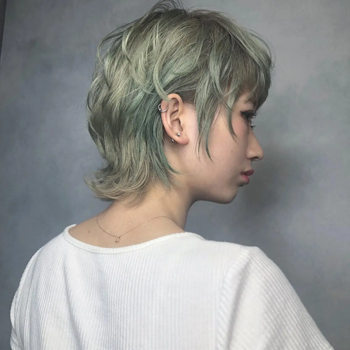 ショート カラー 顔周りカット レイヤーカット ショートヘア 小顔カット ウルフカット ORIKA 美容室のヘアスタイル
