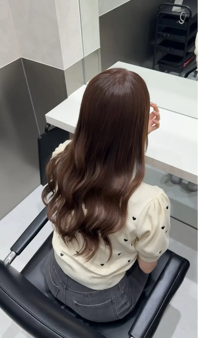 セミロング ヘアカラー 縮毛矯正クロスパーマ 益子達也のヘアスタイル
