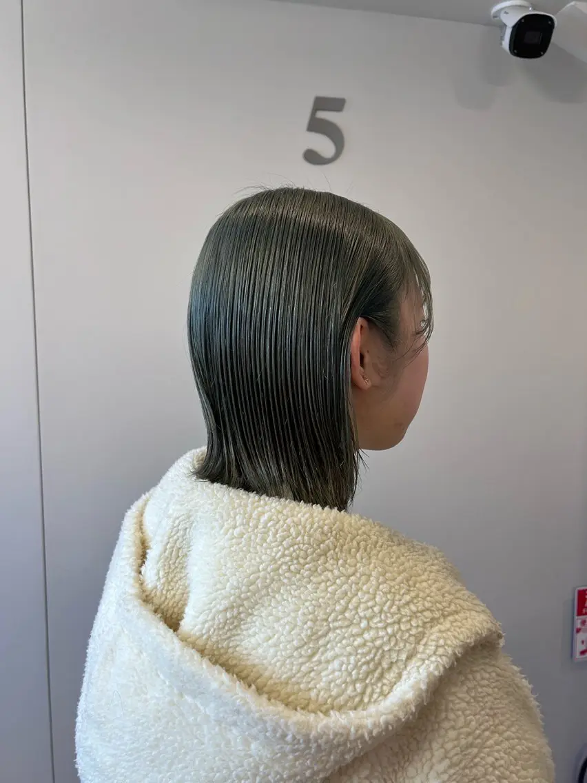 ショート カラー 切りっぱなしBOB 職人💜Anzuのヘアスタイル