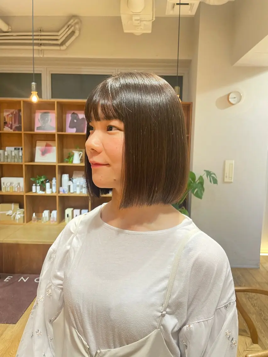 ミディアム 縮毛矯正 艶カラー/縮毛矯正 🩰chihiroのヘアスタイル