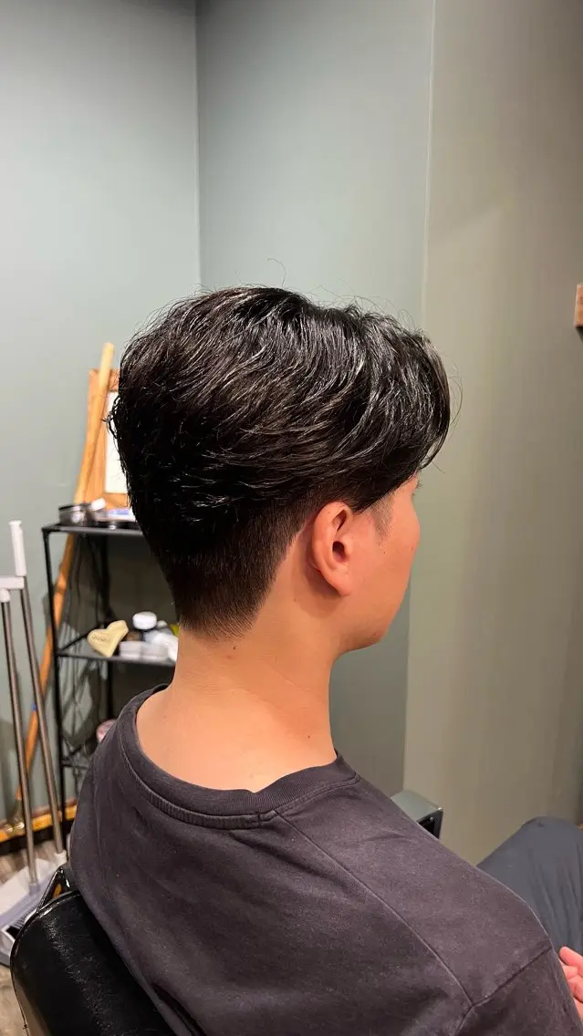 ミディアム センター分けマッシュ 募集中‼️荻沼快のヘアスタイル