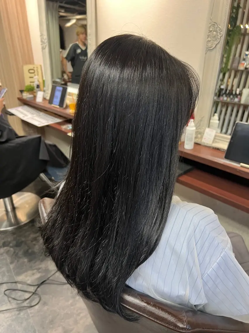 ロング 顔周りカット 脇部 亜梨沙のヘアスタイル