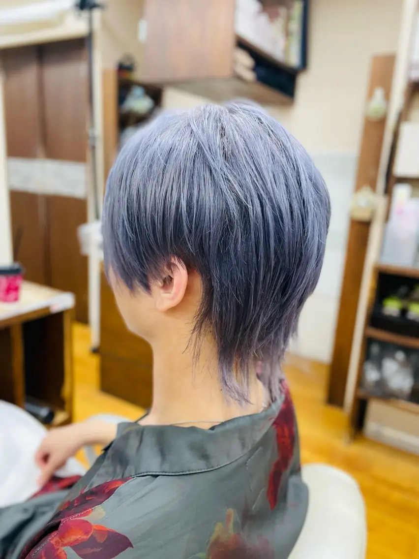 ショート メンズ メンズウルフカット アッシュ パープルカラー ウルフカット ふくおか なな Toiro 武蔵小杉のヘアスタイル