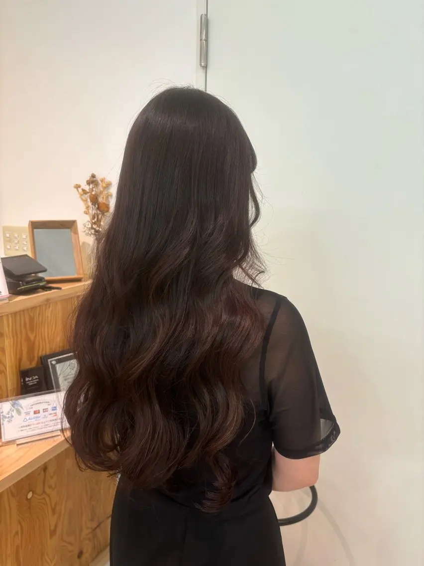 ロング カラー ブリーチ ピンクカラー 韓国風ヘア 室谷 ゆりあのヘアスタイル