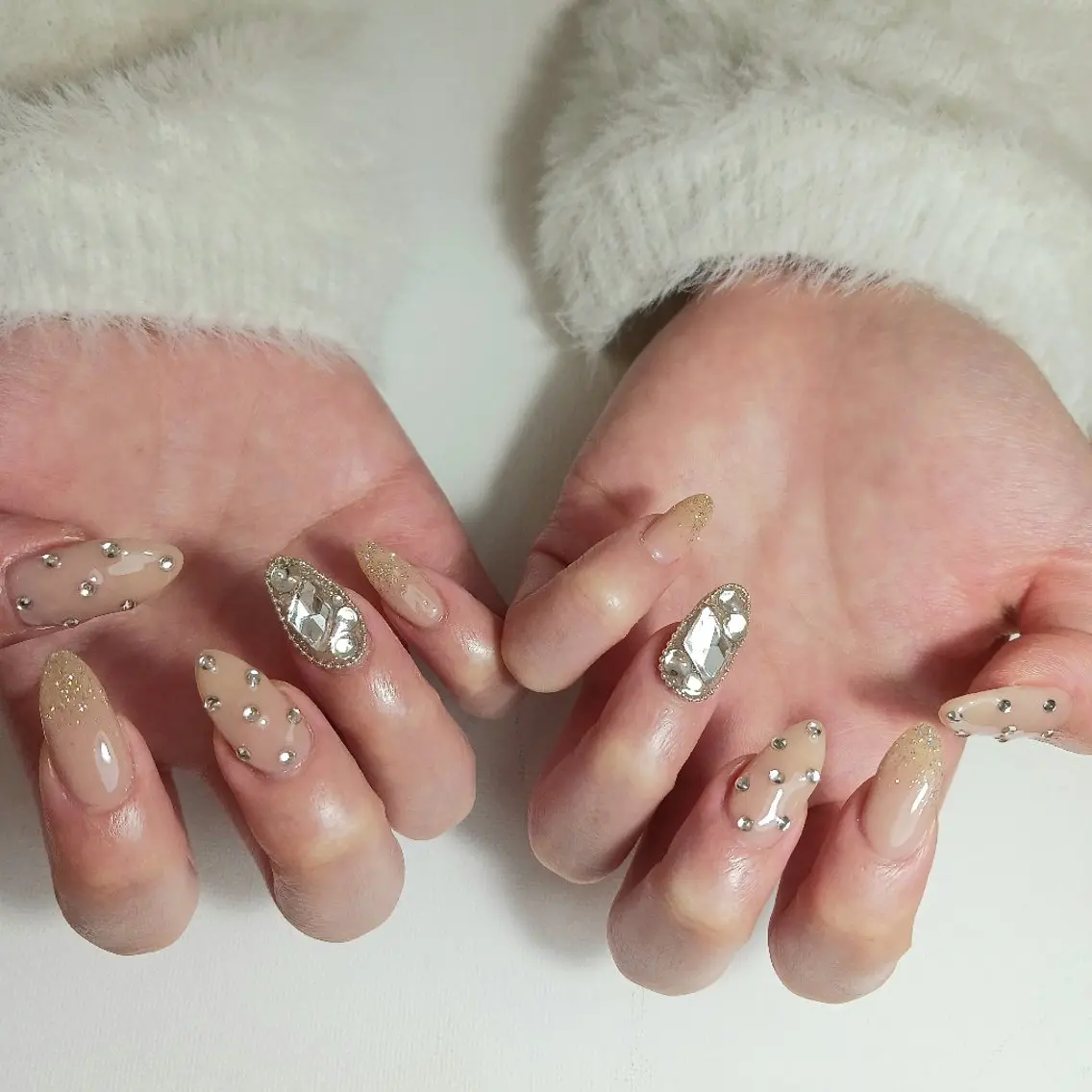 ネイル ジェルネイル キラキラネイル 持ち込み 冬ネイル ハンドネイル owlnail /持込みデザイン専門のネイルデザイン