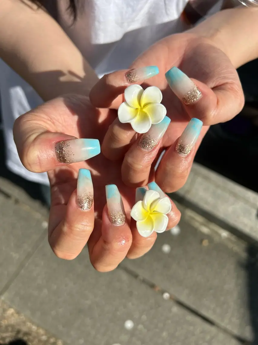 ネイル ハンドネイル フットネイル ✴︎ Delightのネイルデザイン