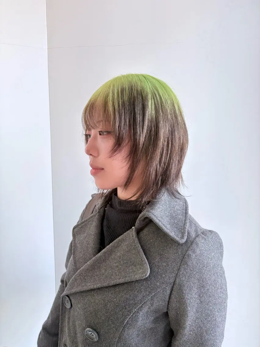 ショート カラー カット ヘアカラー 🧤高明度ハイトーン 🧤莉音のヘアスタイル