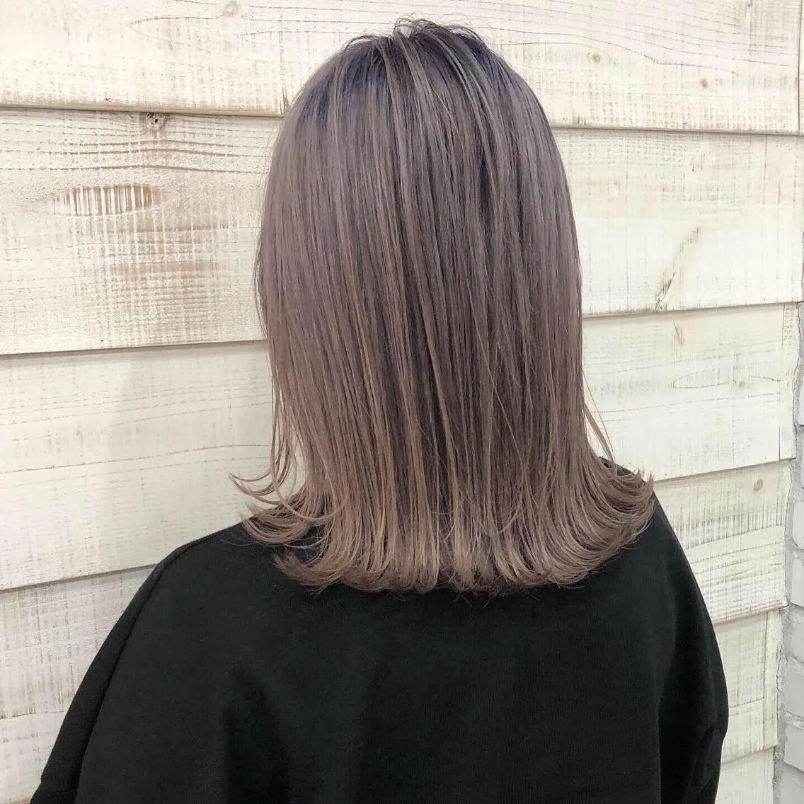 ミディアム カラー ヘアアレンジ ブリーチダブルカラー 元町三宮/三ノ宮のヘアスタイル
