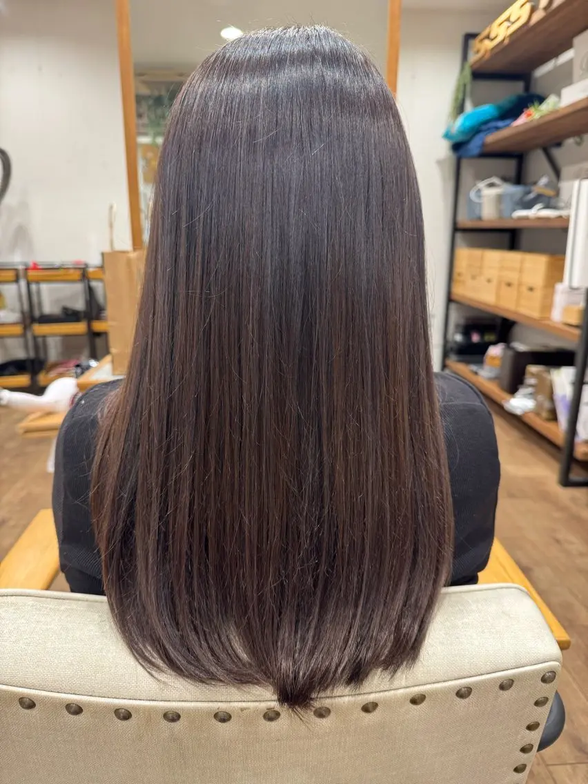 カラー 新井 菜摘のヘアスタイル