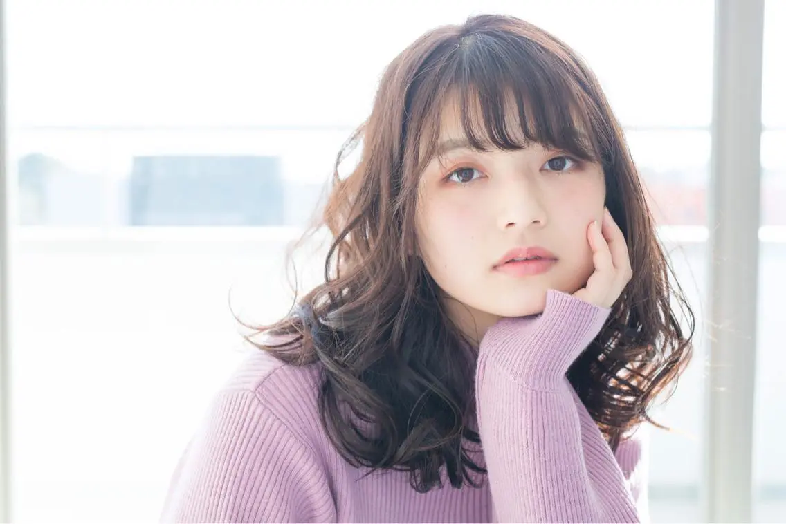 セミロング カラー レイヤーカット 小野 和摩のヘアスタイル