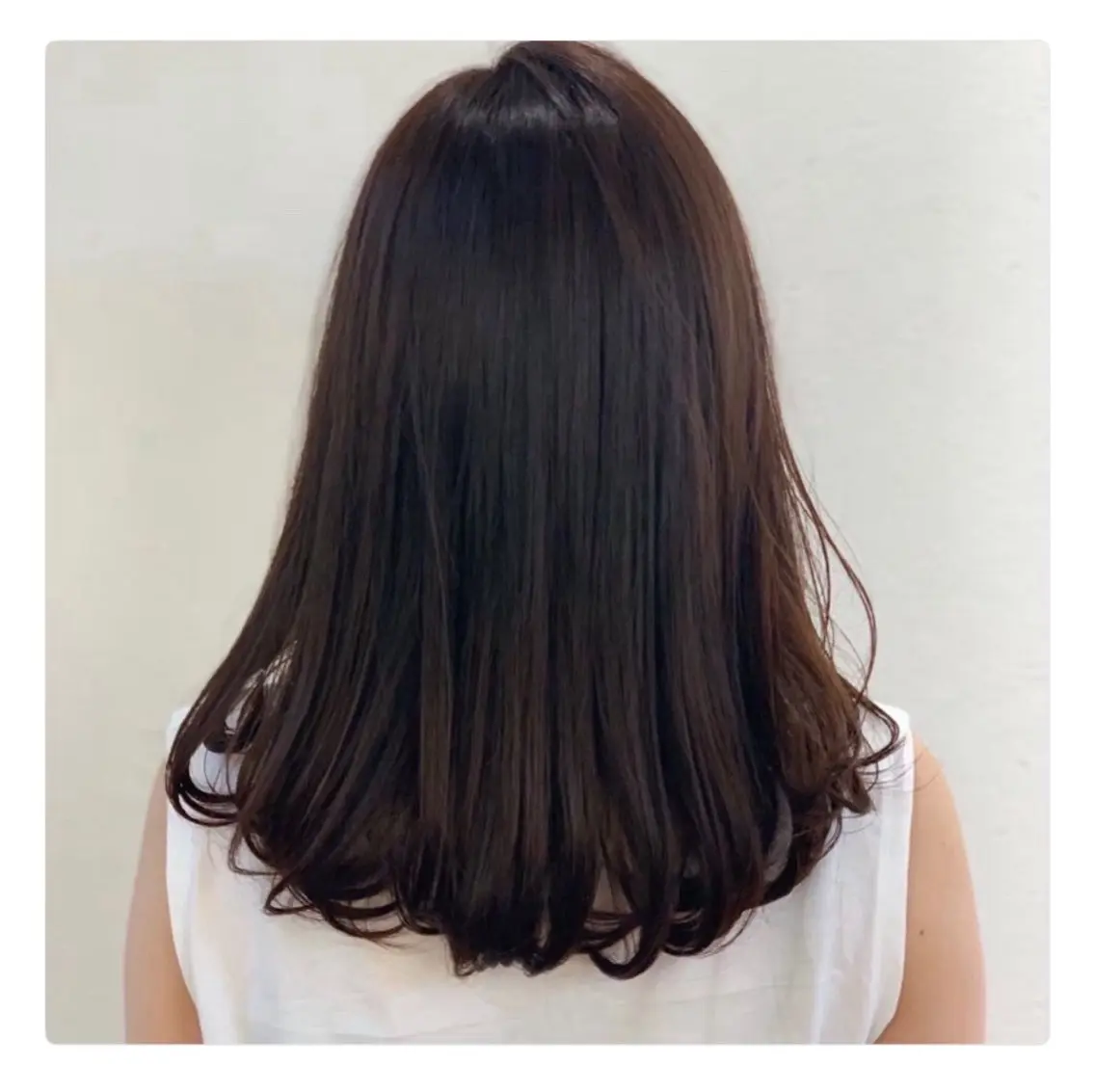 セミロング カラー ヘアカラー 村田 雛乃のヘアスタイル