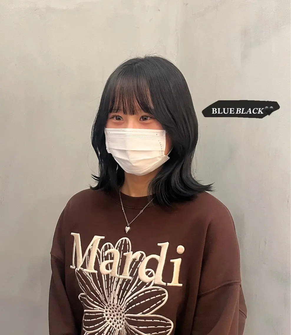ショート カラー ヘアカラー トリートメント 🎀リ お🎀 カット/縮毛矯正のヘアスタイル