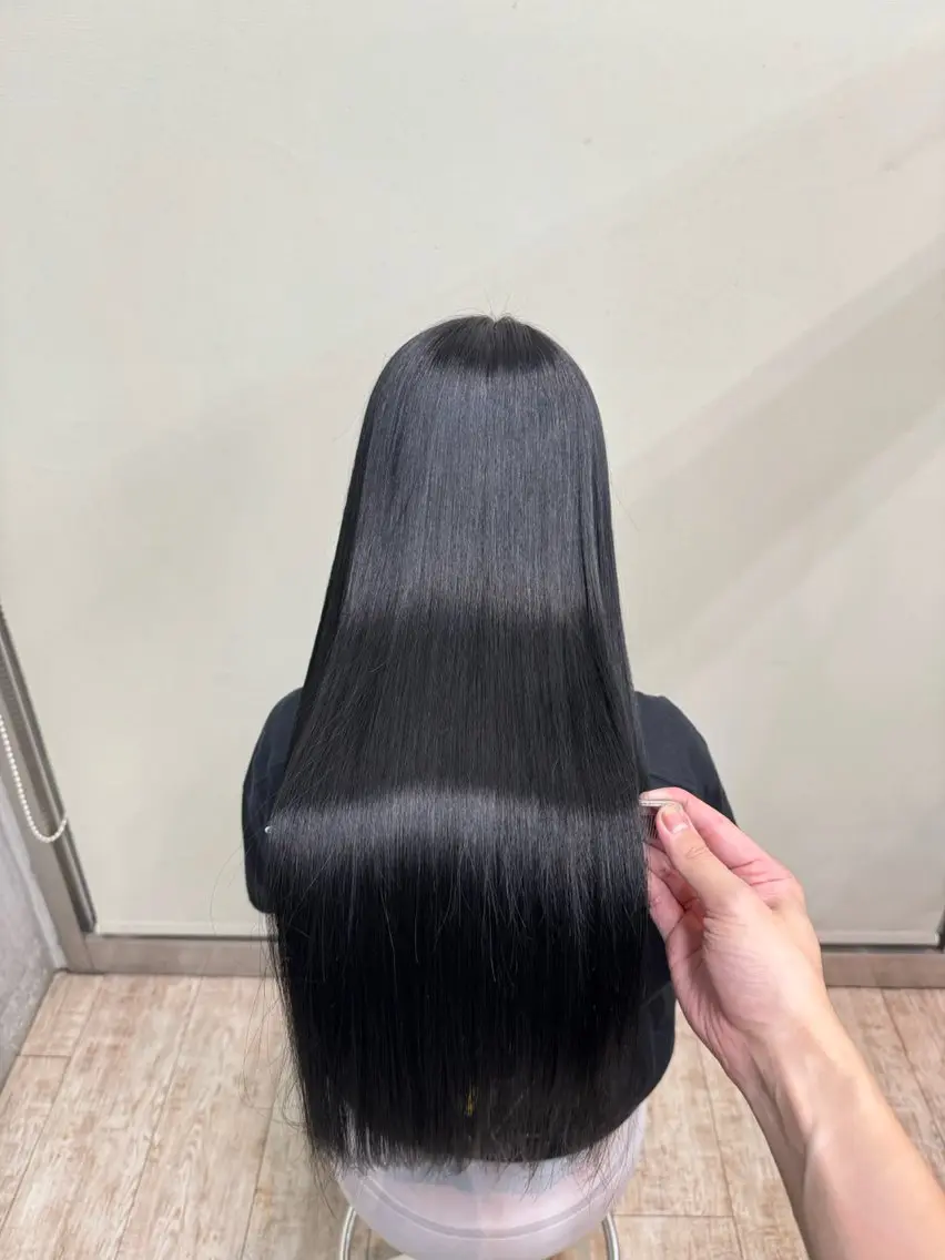 ロング 縮毛矯正 岡本 大吉のヘアスタイル