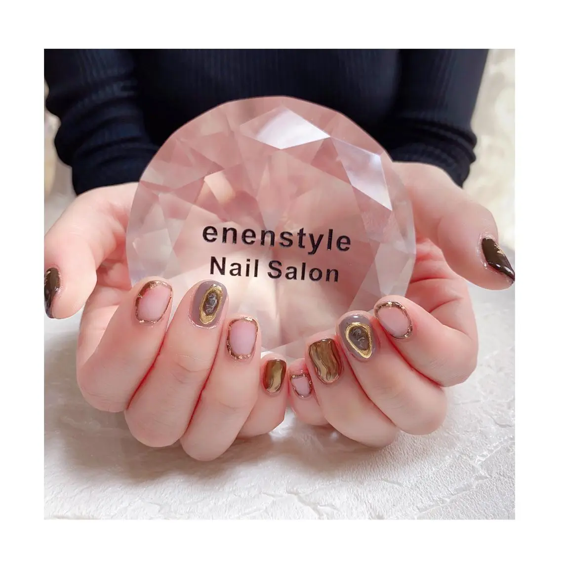 ショート ネイル ジェルネイル ニュアンスネイル オフィスネイル ワンカラーネイル パラジェル ハンドネイル 🐾enen style 🐾のネイルデザイン