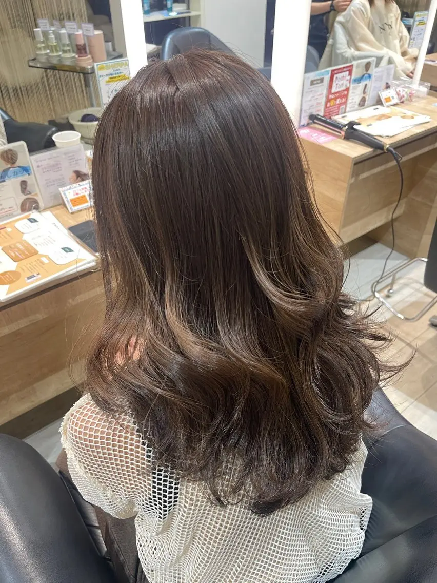 ロング カット ヘアカラー 髪質改善カラー/艶髪 /レイヤー/新免世翔のヘアスタイル