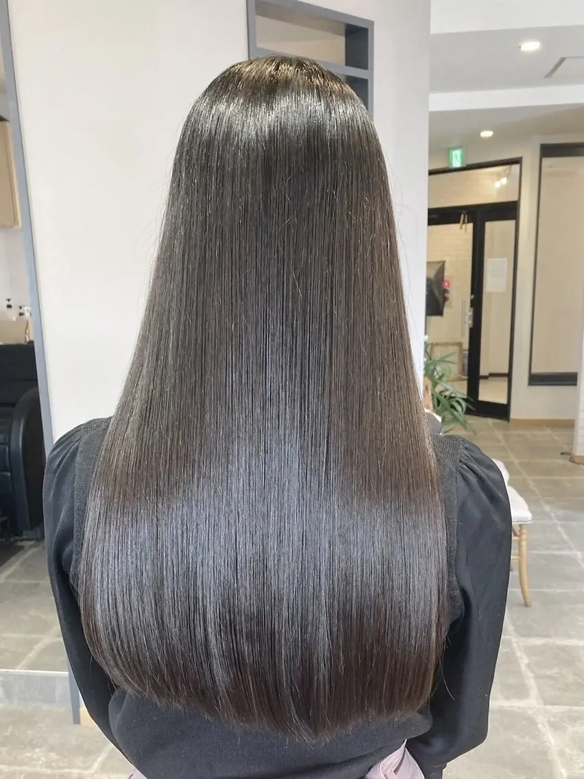 ロング カット 縮毛矯正 トリートメント 大坪 壱成のヘアスタイル