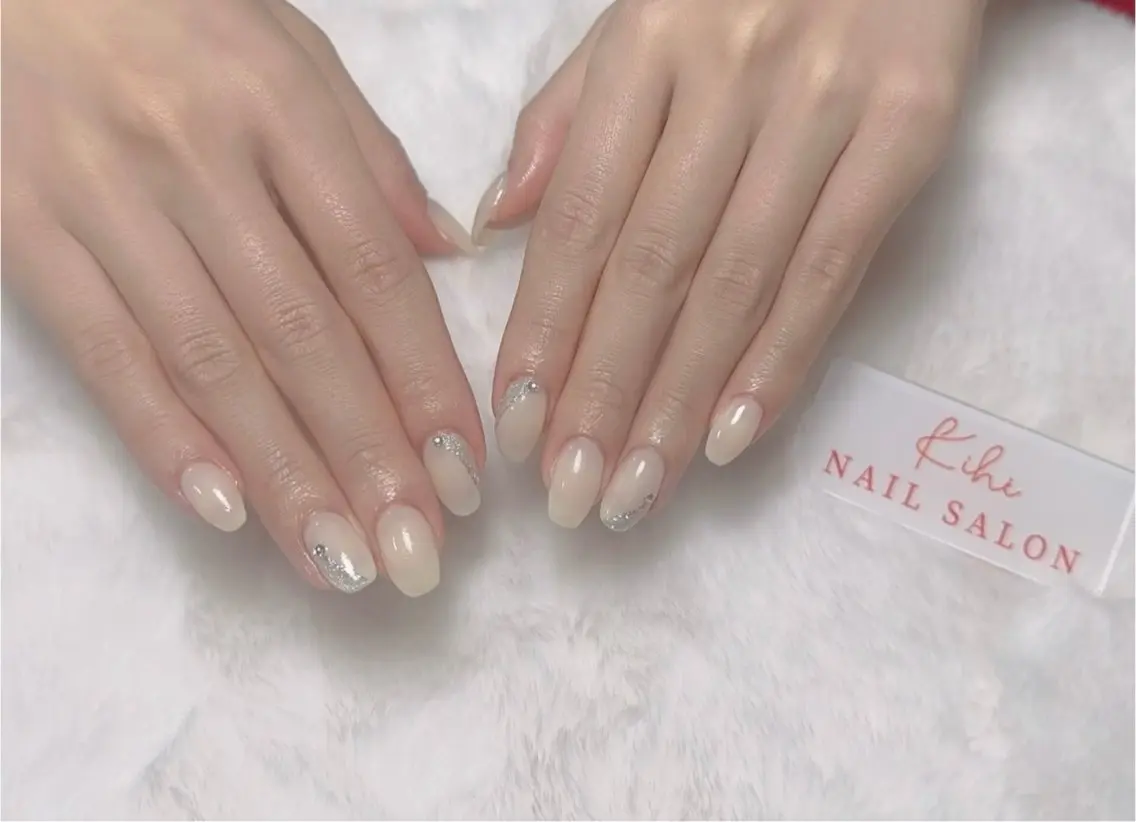 ネイル ハンドネイル 小林 あゆみのネイルデザイン