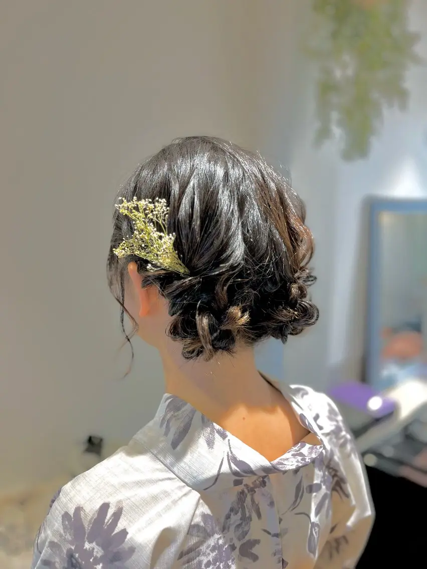 ヘアアレンジ お団子ヘア 似合わせヘアメイク 💐オダギリチアキのヘアスタイル