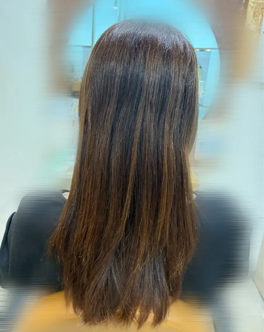 セミロング 縮毛矯正 NOA 曽田のヘアスタイル