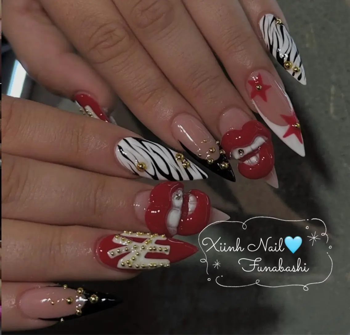 ネイル チークネイル 桜ネイル 長さ出し フットネイル ジェルネイル ハンドネイル XIINH NAIL SALONのネイルデザイン