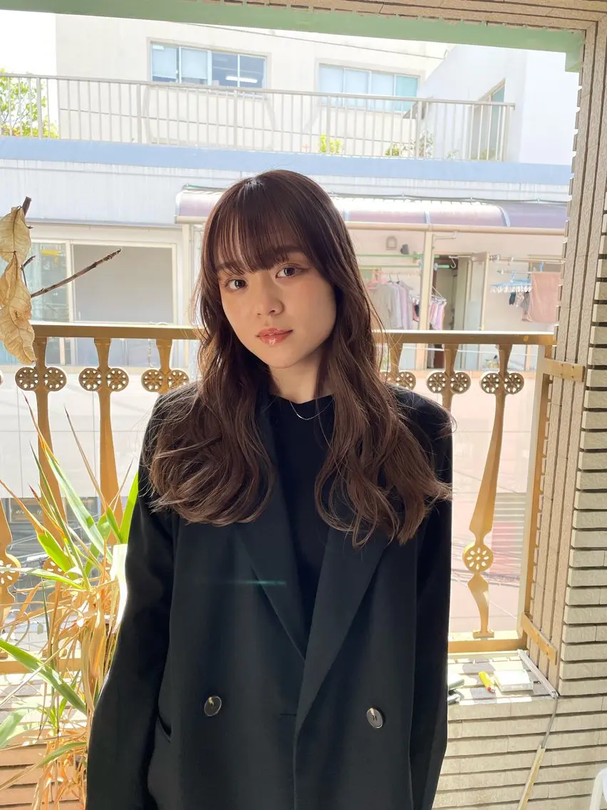 ロング カラー ベージュカラー ブリーチ カット ヘアカラー トリートメント レイヤーカット🎀 kanaのヘアスタイル