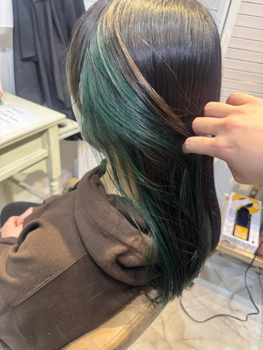 ロング カラー インナーカラー 1日空き◎艶髪 misatoのヘアスタイル