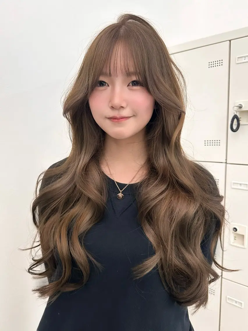 ロング カラー ヘアカラー トリートメント 上品モテヘア🩶 karen🩶のヘアスタイル