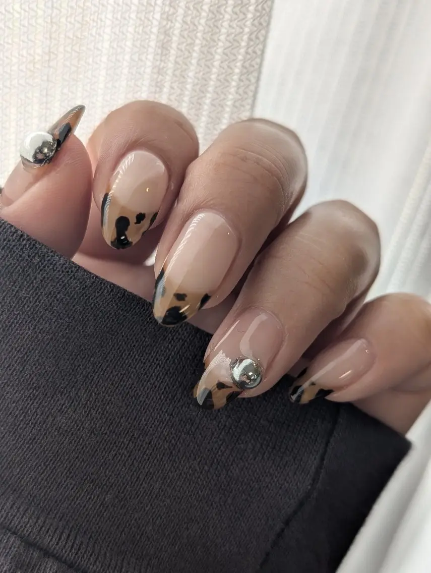 ネイル アニマル柄 フレンチネイル 8andyu nail♡のネイルデザイン