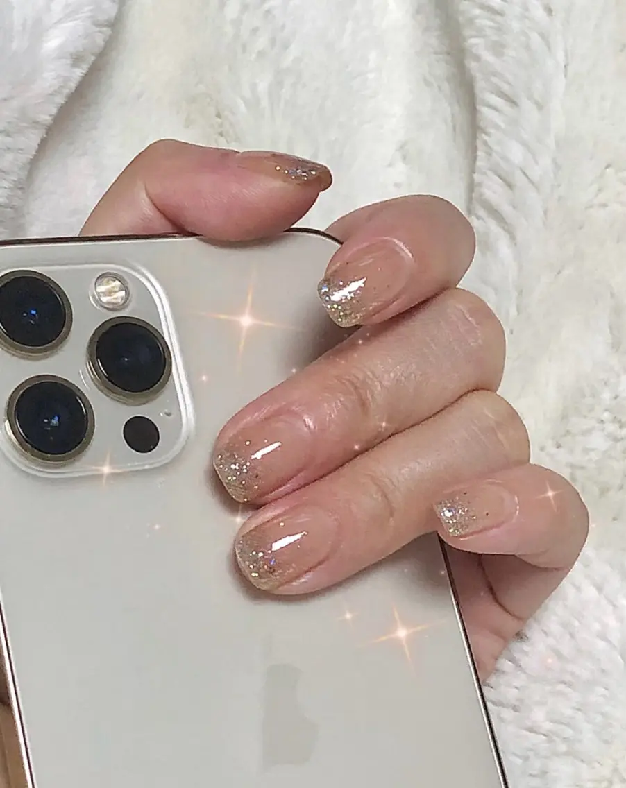 ネイル ハンドネイル Dione Nail ハチワレのネイルデザイン