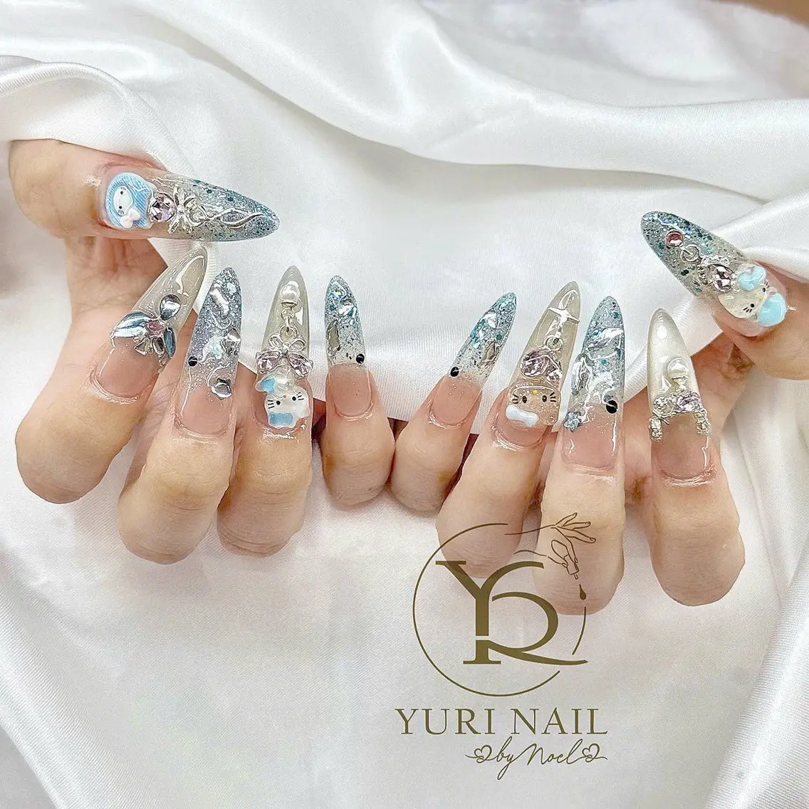 ネイル チークネイル フットネイル フレンチネイル グラデーション キラキラネイル ハンドネイル フットネイル ハンドケア YURI Nail Funabashiのネイルデザイン