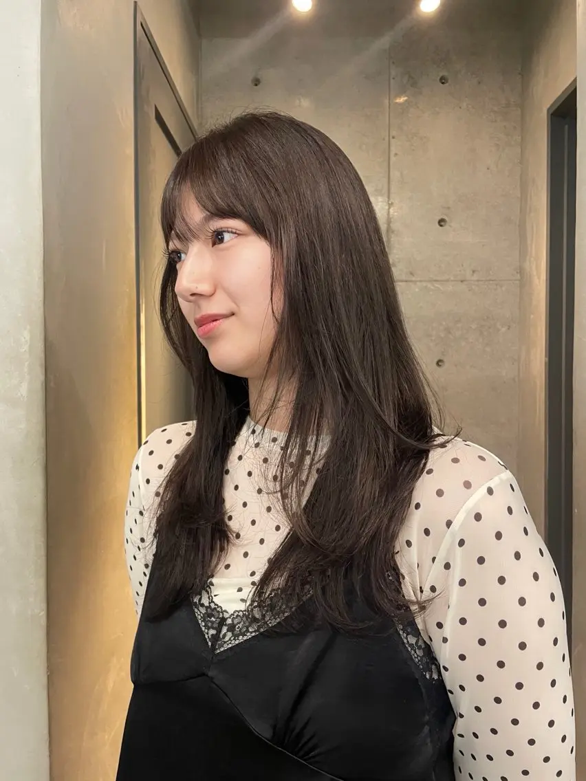 セミロング カラー ヘアカラー トリートメント 小澤 わかなのヘアスタイル