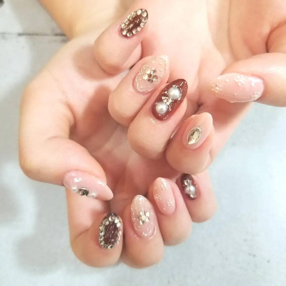 ネイル アートネイル nijiiro🌈 サトウのネイルデザイン