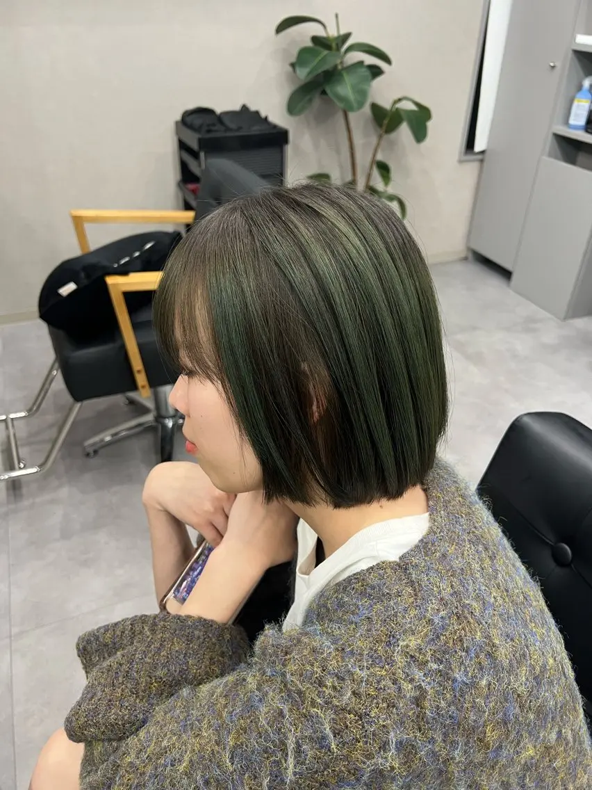 カラー PALO/ アンナのヘアスタイル
