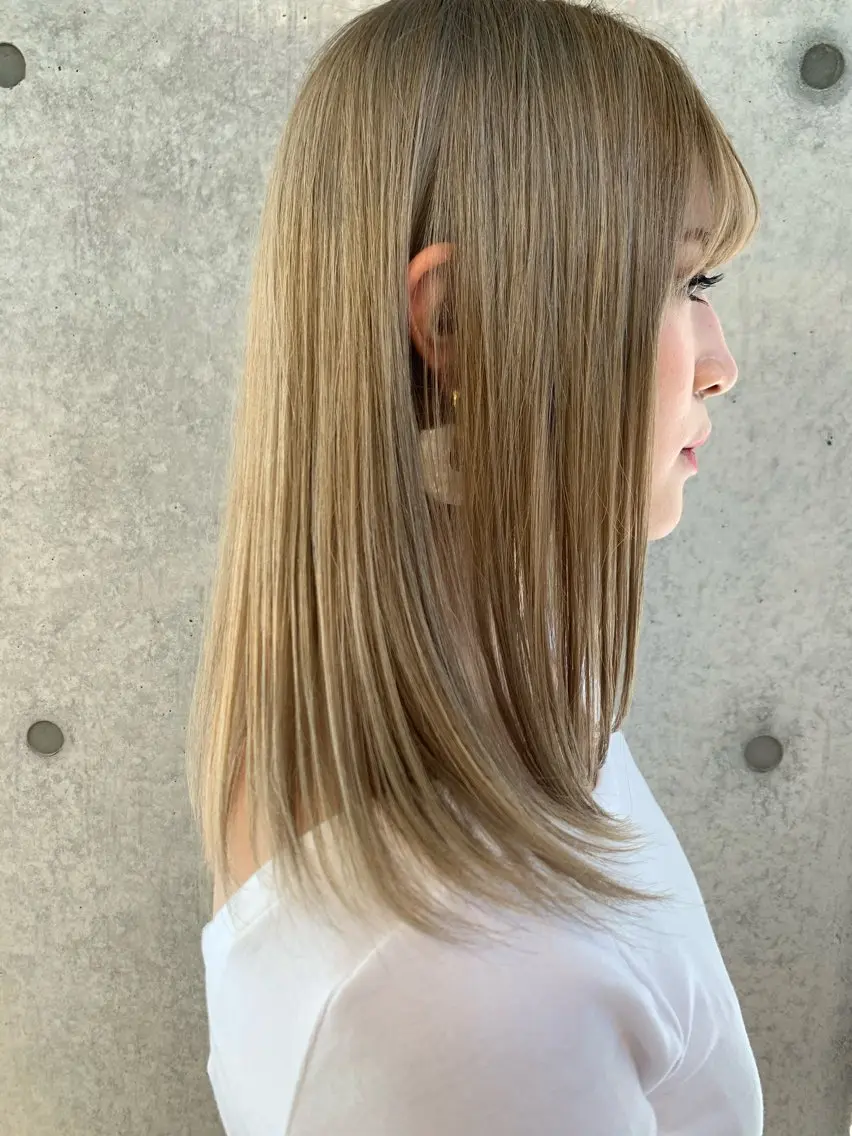 ロング ️💜akari💜 ハイトーン/レイヤーのヘアスタイル