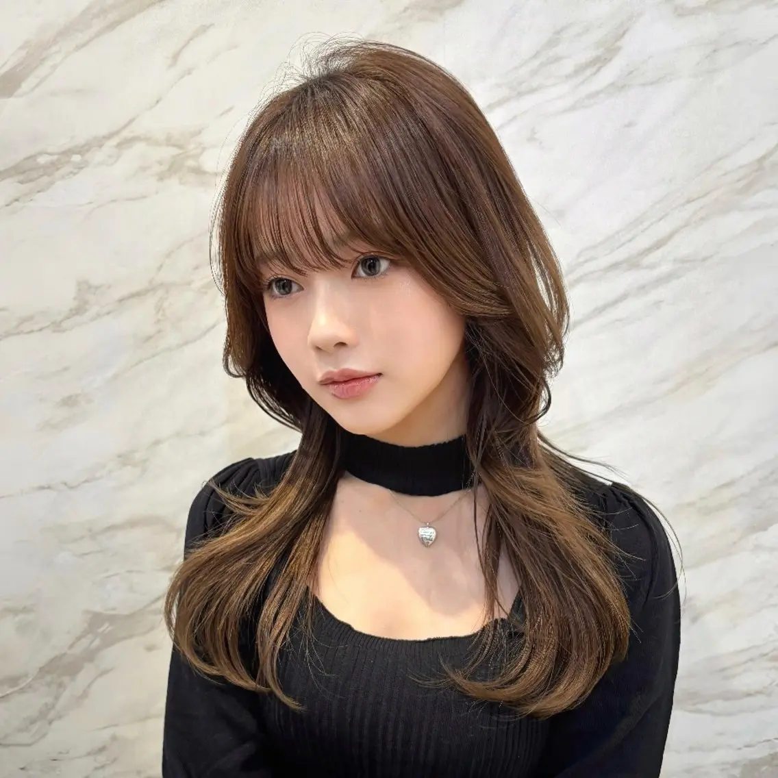 ロング ヨシンモリ 韓国風ヘア レイヤーカット ともき《ショート・ ボブ✨》銀座🩶のヘアスタイル