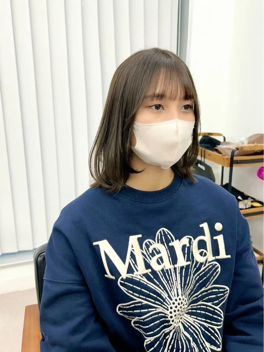 ミディアム カラー パーマ ヘアアレンジ メンズ キッズ レイヤーカット／ 巻ける縮毛矯正のヘアスタイル