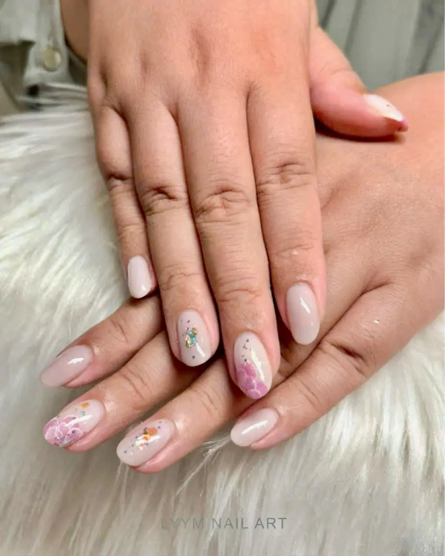 ネイル アートネイル フラワーネイル 韓国ネイル 春ネイル ストーンネイル ハンドネイル LYYM Salonのネイルデザイン