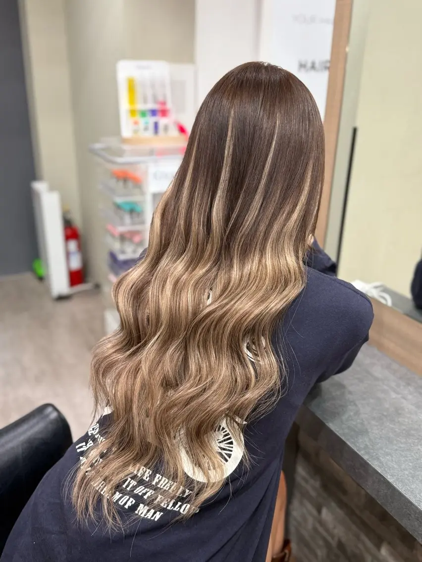 ロング シールエクステ ボブ エクステ ロング カット エクステ RIEブリーチ& エクステ特化型のヘアスタイル