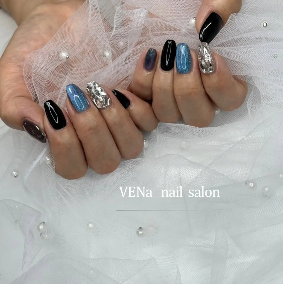 ネイル オーロラネイル フラッシュネイル フットネイル フレンチネイル 氷ネイル・うるうるネイル VENa eye＆ nail salonのネイルデザイン