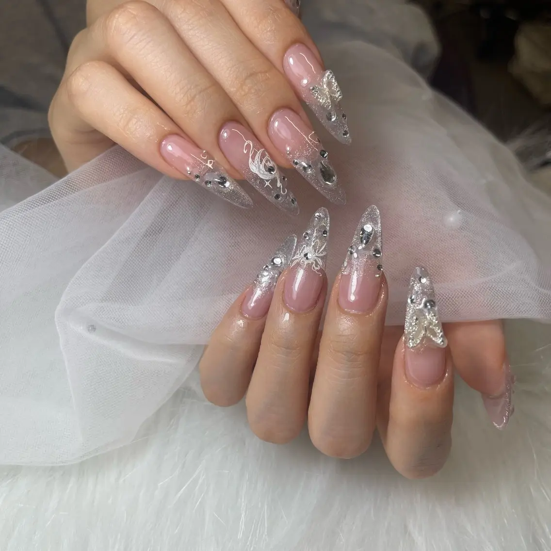 ネイル ハンドネイル NiJi Nailsのネイルデザイン