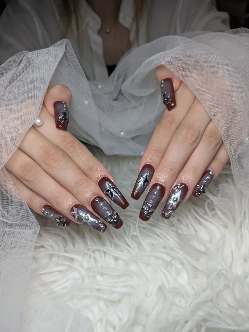 ネイル Queen Nail 研修生のネイルデザイン