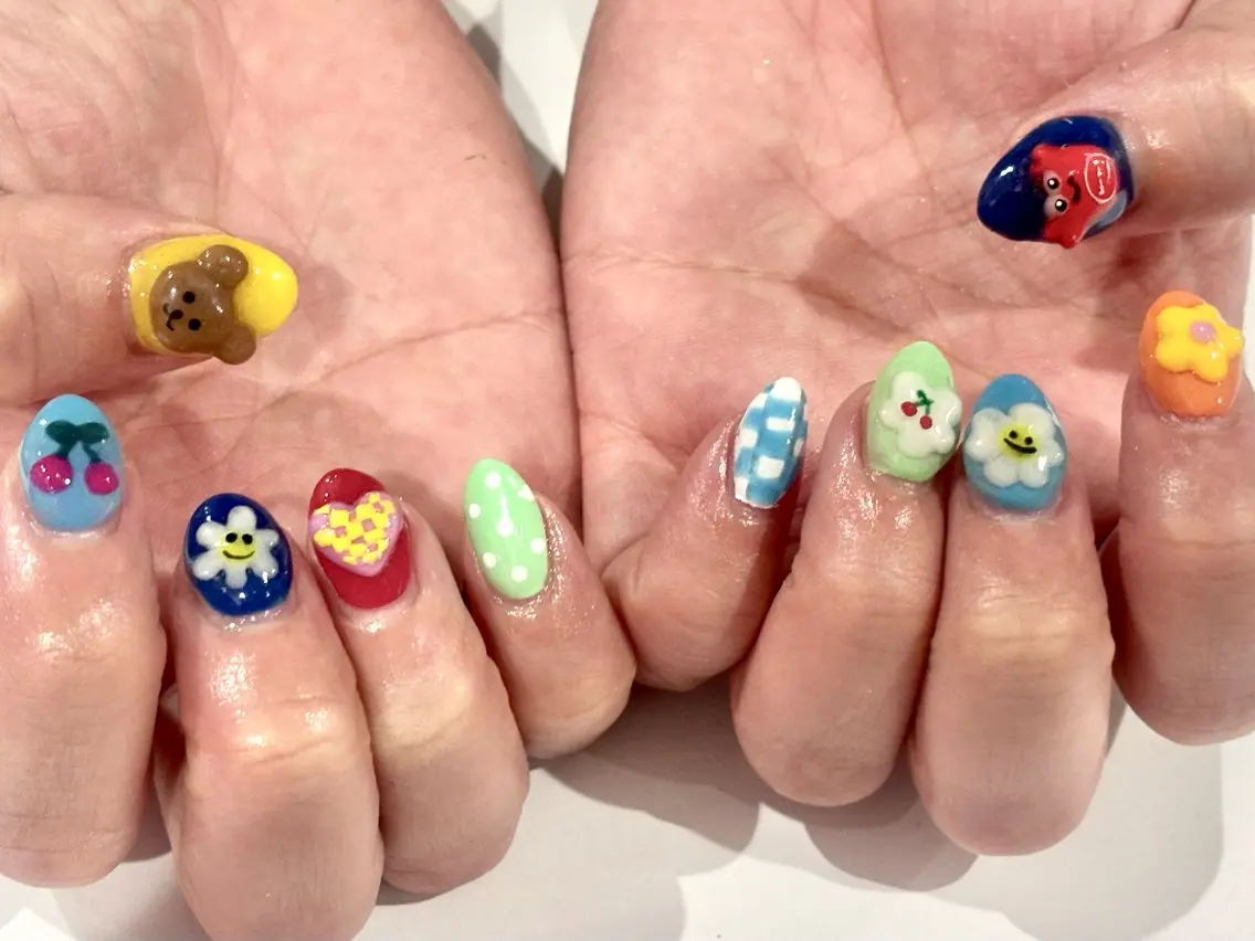 ネイル ハンドネイル 田中 梨奈のネイルデザイン