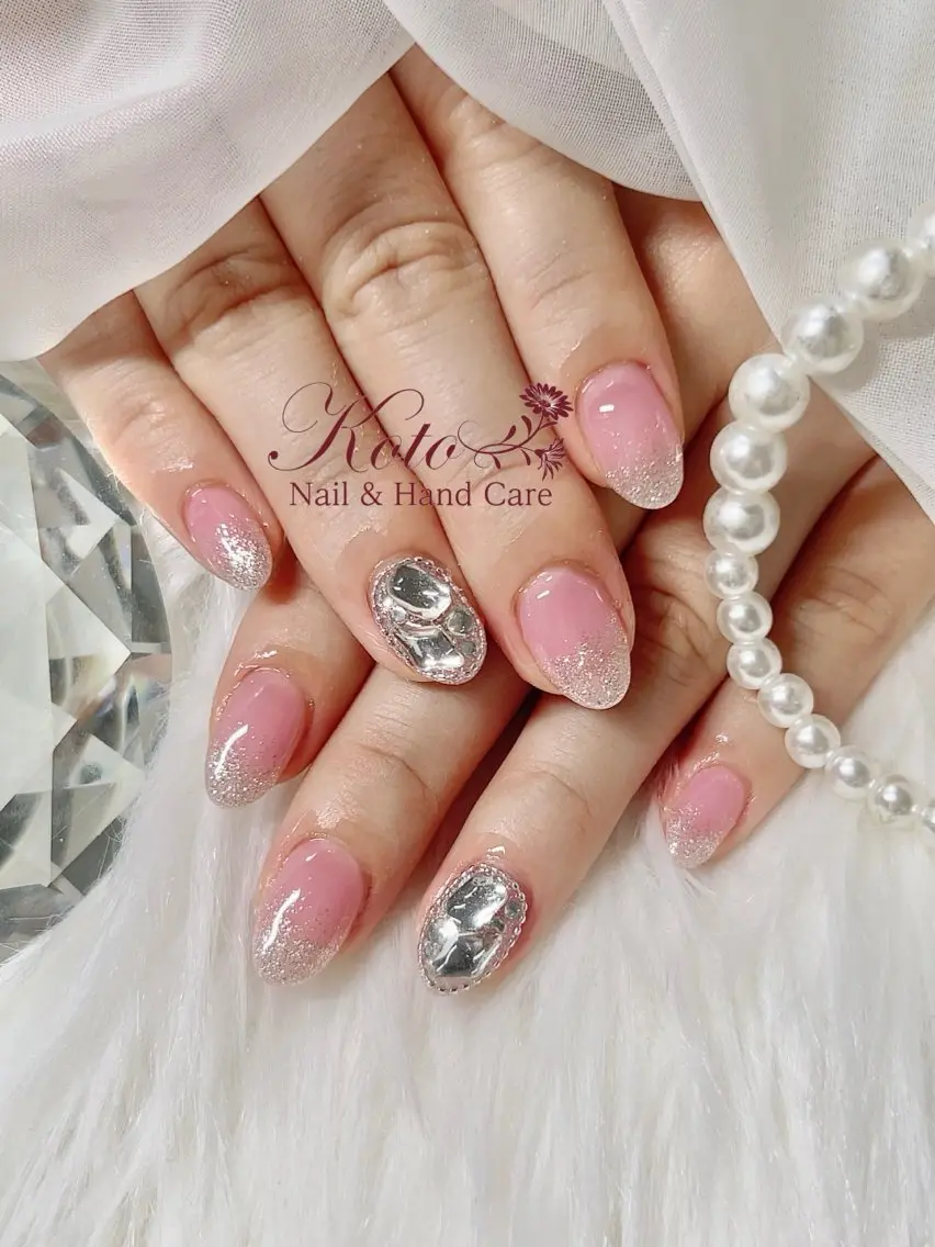 ネイル 長さ出し ジェルネイル 持ち込み ニュアンスネイル 赤色 ハンドネイル Nail Salon KOTOのネイルデザイン