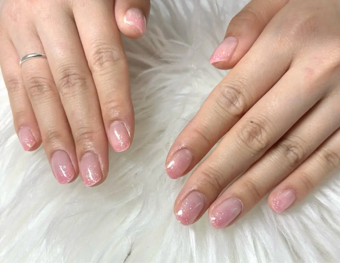 ♡ 【モデル価格】オフ込み ラメグラデーションの写真