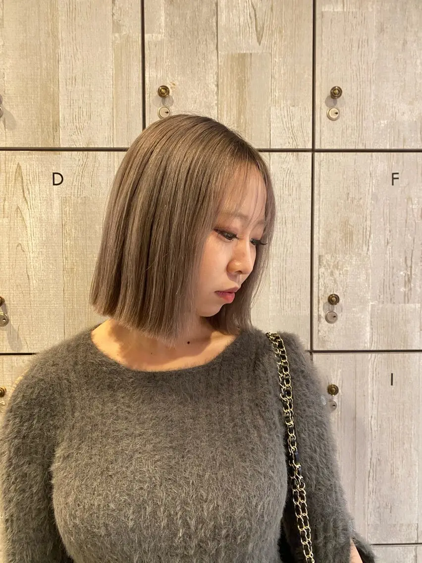 ショート カラー ブリーチ ケアブリーチ ハイトーンカラー ボブ 似合わせレイヤー/ Wカラー🧸こころのヘアスタイル