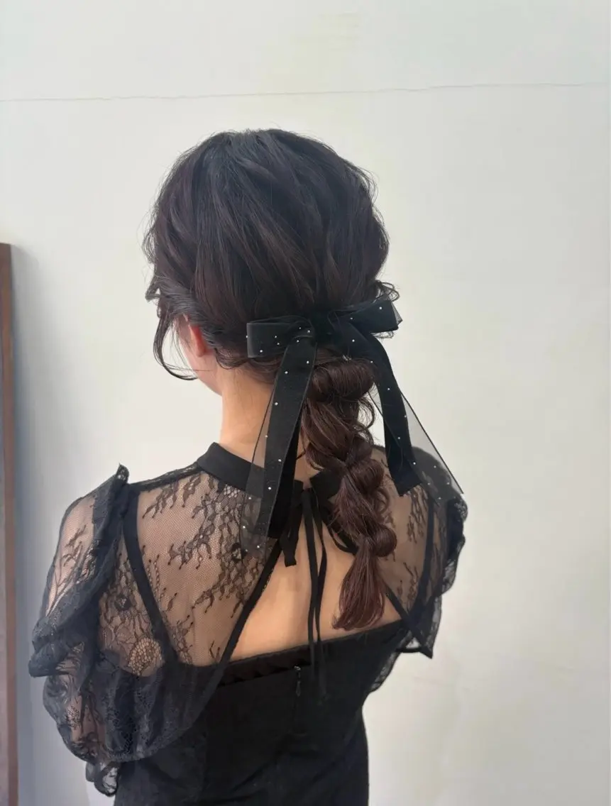 ロング ヘアアレンジ momo / カラー、カットモデルのヘアスタイル
