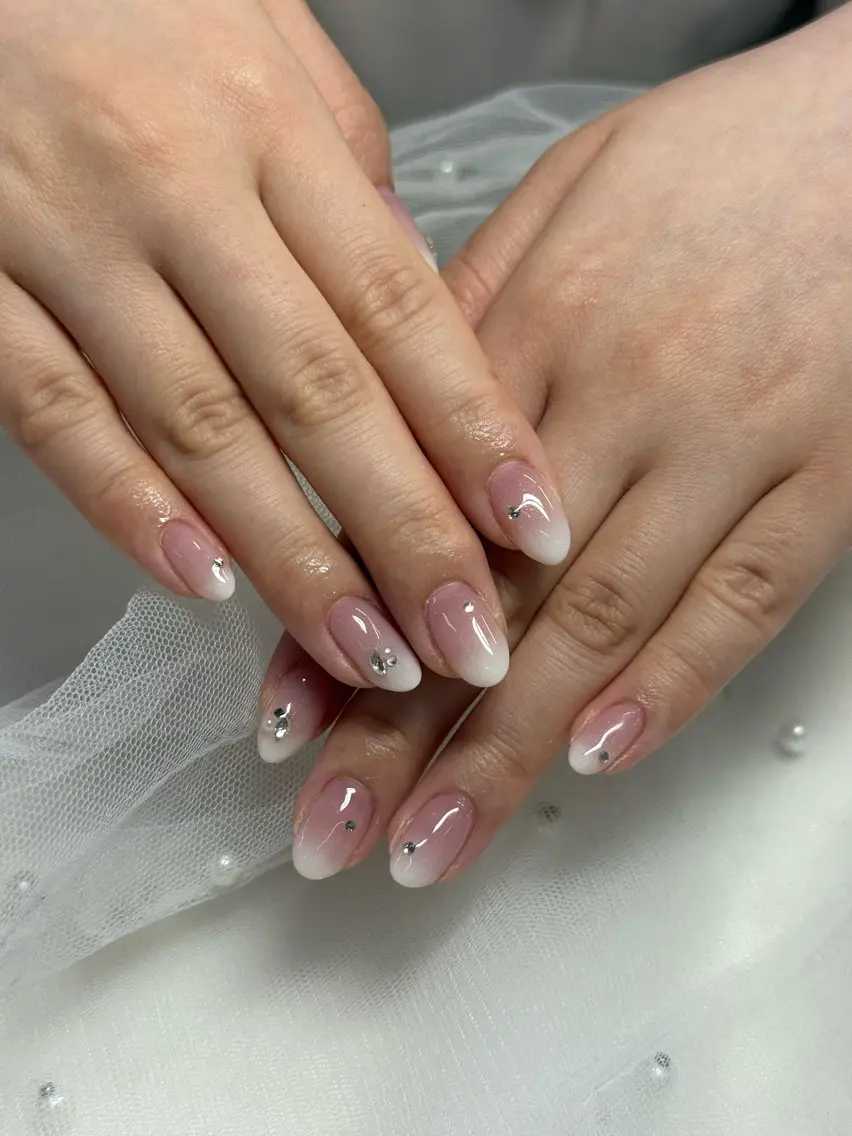 ネイル ストーンネイル ハンドネイル WOLTOKYO渋谷 yunaのネイルデザイン