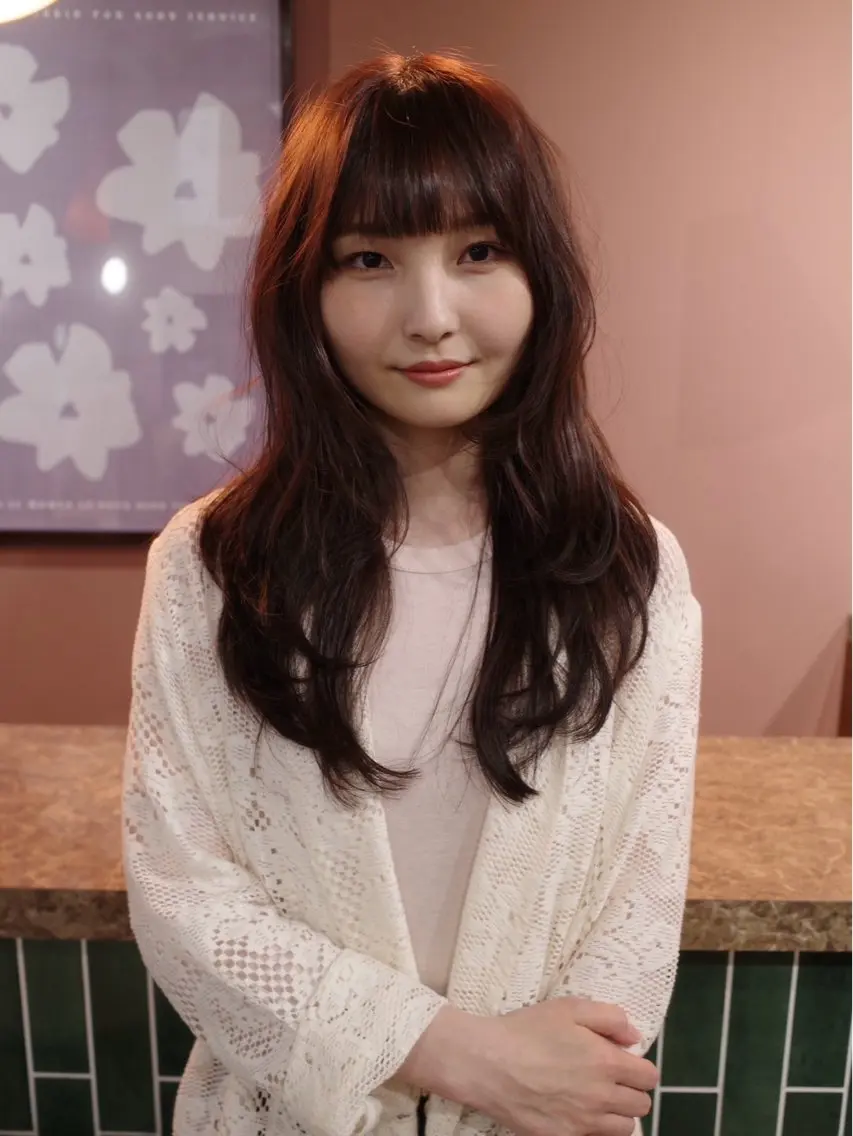 ロング カラー ヘアカラー トリートメント 渡邊萌衣/透明感 カラー/暖色カラーのヘアスタイル
